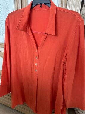 Women's Casual Button-Down Shirt in Vibrant Orange